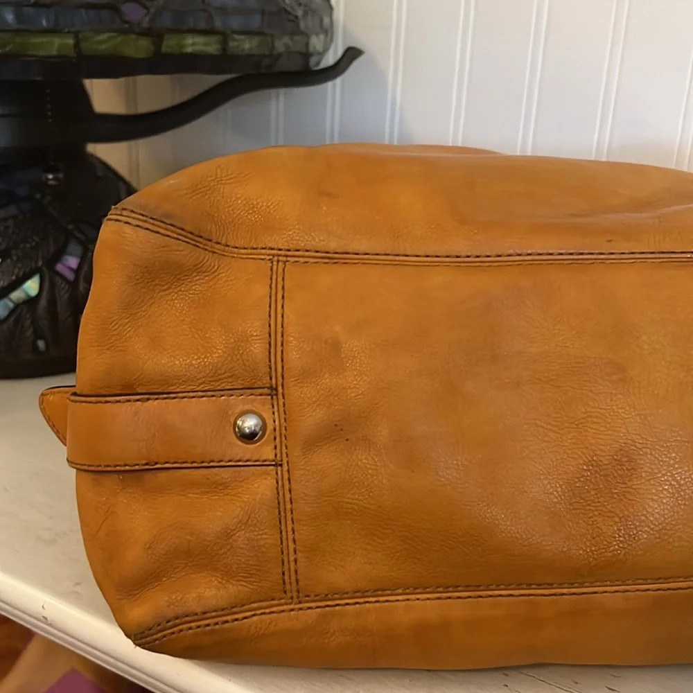 Vintage Coach C0982 Parker hobo purse